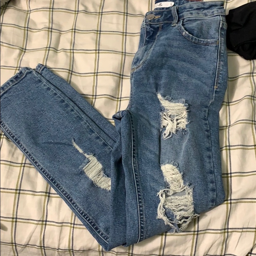 Ripped jeans